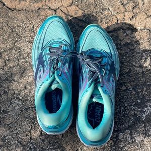 Brooks size 9 sneakers. Gently used.
